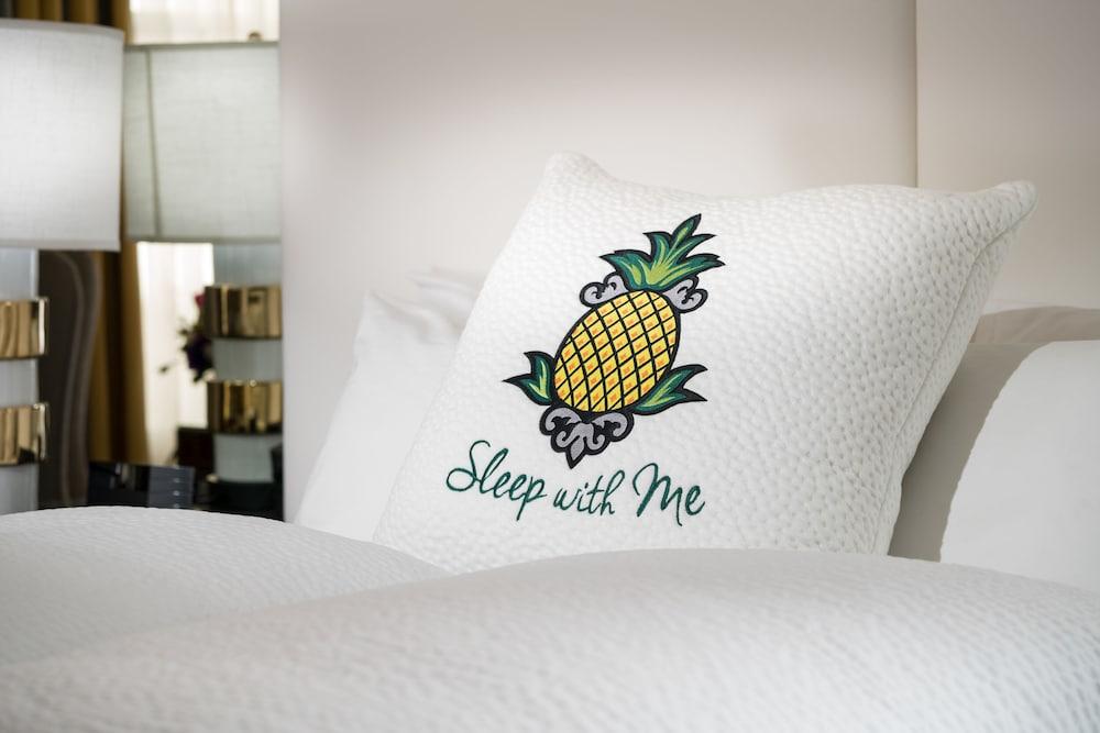 Staypineapple, Watertown Hotel, University District Сиэтл Экстерьер фото